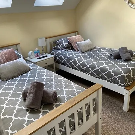 The Ashton Mews 3*