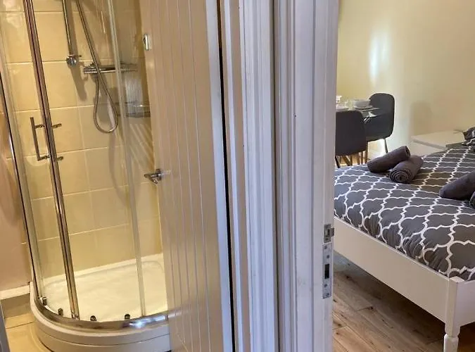 Bed and Breakfast The Ashton Mews 3*